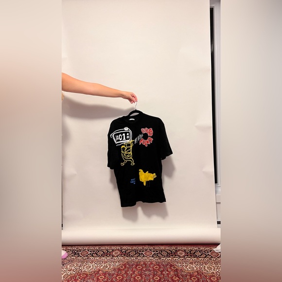 Graphic Black Tee Oversized - Picture 1 of 4